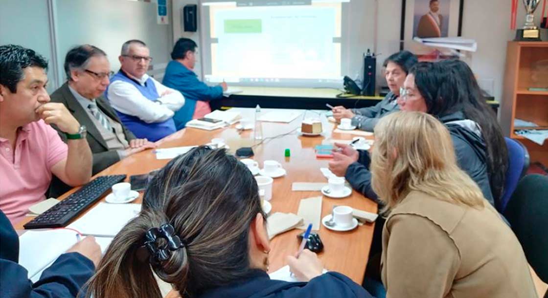 Participación en reunión Consejo de la Sociedad Civil MINVU-SERVIU
